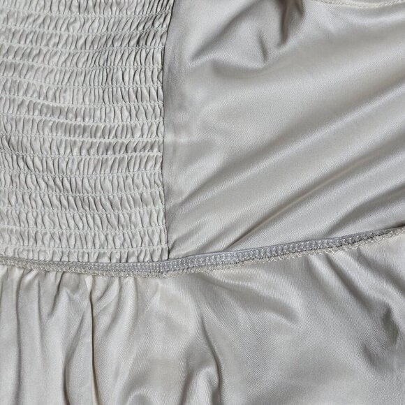 Torrid Ivory Boho Peasant Blouse With Textured Polka Dots & Lace (EUC) - Picture 9 of 11